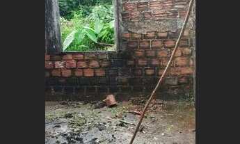 Imagem 5: Casa em construção, terreno 10x20