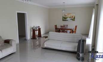 Imagem 7: Sobrado para venda tem 198 metros quadrados com 3 quartos