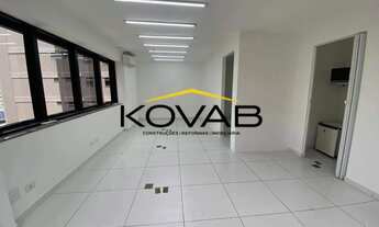 Imagem 3: Seu Novo Escritório Premium em Moema! Sala Comercial de 43m² com Localização Imbatível