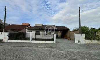 Imagem: Casa à venda no bairro Escolinha - Guaramirim/SC