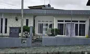 Imagem 2: Casa de 4 dormitórios à venda no Jardim Atlântico