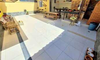 Imagem: Casa com 3 Quartos sendo 1 Suíte à Venda