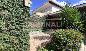 Imagem: Casa de 514m² com 03 quartos sendo 01 suítes