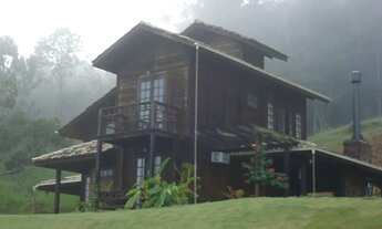 Imagem 4: TERRENO Á VENDA COM DUAS CASAS