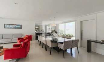 Imagem 2: Casa à Venda - Água Fria, 4 Quartos, 632 m2