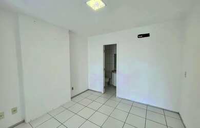 Imagem 5: Imóvel para aluguel possui 94 metros quadrados com 2 quartos em Renascença - São Luís - MA