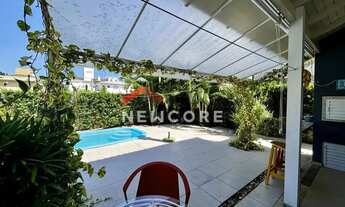 Imagem 3: Casa em Rua da Quaresmeira Roxa - Cachoeira do Bom Jesus - Florianópolis/SC