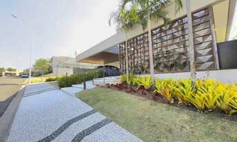 Imagem 2: Sobrado à venda em Valinhos, Dois Córregos, com 4 suítes, com 540 m², Residencial Ypê Dour