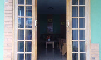 Imagem: Residência com 02 casas individuais no