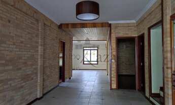 Imagem 2: Casa para aluguel tem 495 metros quadrados com 4 quartos