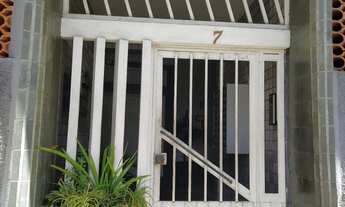 Imagem: Kitnet no Aterrado, com área externa