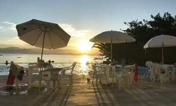 Imagem: Aluga temporada apartamento pé na areia