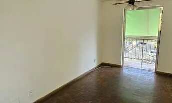 Imagem 3: Apartamento para aluguel possui 45 metros quadrados com 2 quartos em Taquara - Rio de Jane