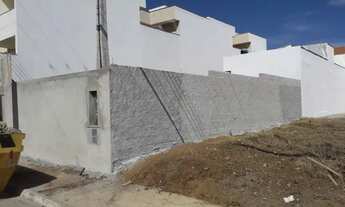 Imagem 7: Casa em fase de acabamento no Res. Esperança (Caçapava