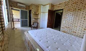 Imagem 6: Casa para aluguel possui 260 metros quadrados com 5 quartos em Bombas - Bombinhas - SC