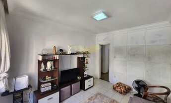 Imagem 12: Apartamento com 3 quartos, no Rio Vermelho, distribuído em 80m² com uma vaga de garagem