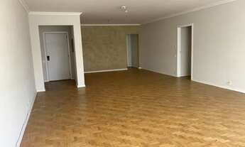 Imagem 2: Apartamento para aluguel e venda tem 210 metros quadrados com 3 quartos