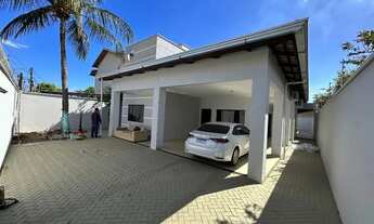 Imagem: Casa com 3Q à venda, 181 m² por R$ 820.000