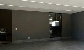 Imagem: ARNIQUEIRA MAJESTOSA 4 STS, PISC/CHURSQ