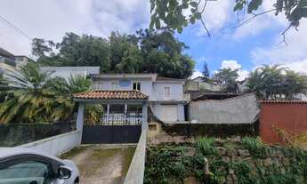 Imagem 2: Casa comercial com 238 m² e estacionamento na Coronel Veiga