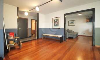 Imagem 5: Prédio moderno muito bem conservado 208m² útil bem dividido ótimos armários todos planejad