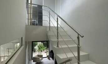 Imagem 2: Vendo lindo sobrado com vista espetacular para mata fechada