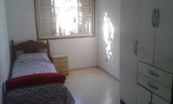 Imagem 2: Quarto Mobiliado