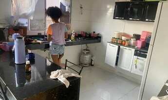 Imagem 2: Vendo duas casas em Feu Rosa