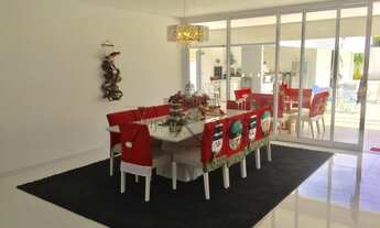 Imagem 6: Casa de condomínio para venda possui 613 metros quadrados com 6 quartos