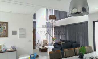 Imagem 3: Sobrado Condomínio - 3 Suíte sendo 1 Máster com Closet - 253 m²