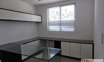 Imagem 4: Casa com 5 suítes e piscina no bairro de Intermares