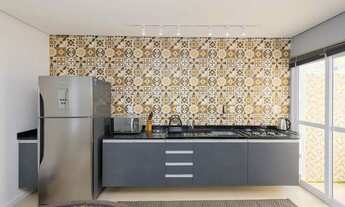 Imagem 4: Casa mobiliada com 2 quartos, vaga de garagem privativa e piscina no Residencial Amarílis