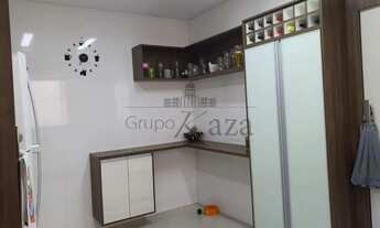 Imagem 4: Casa Sobrado em São José dos Campos