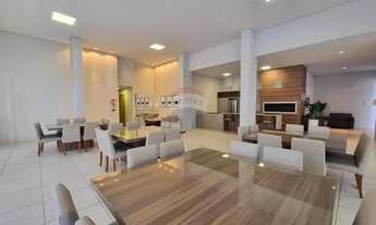 Imagem 2: Apartamento de dois dormitórios com sacada aberta e churrasqueira no Bairro São João