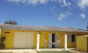 Imagem: Casa com piscina em cidreira