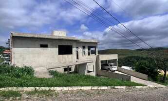 Imagem 2: Casa em construção com no Pomar da Serra em Juiz de Fora