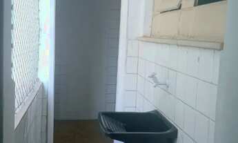 Imagem 9: Alugo apartamento 2/4 com dependência (75m2),rua principal da Sete Portas