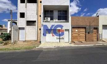 Imagem: Casa à venda no Bairro Salesianos, Juazeiro