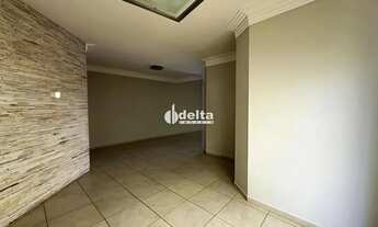 Imagem 6: Casa residencial com 3 suítes disponível para locação no bairro Jardim Inconfidência em Ub