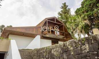 Imagem: CASA A VENDA NO MERCÊS COM AMPLO TERRENO