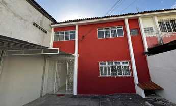 Imagem: Alugo ou vendo casa duplex ao lado do shopping