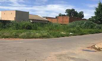 Imagem: TERRENO de Esquina - a 3 minutos do Aeroporto