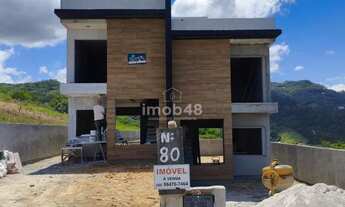 Imagem 2: Sobrado à Venda em Jardim Janaina, Biguaçu: 2 Suítes, 73m²