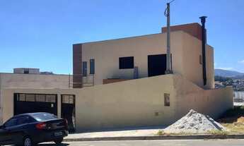 Imagem: CASA À VENDA COM 4 SUÍTES EM TERRA PRETA