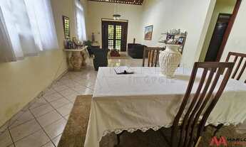 Imagem 7: Casa em Candelária, 4 quartos, sendo 2 suítes, próx ao TRT e ao Fórum, 300m²