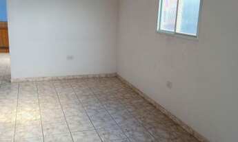 Imagem 2: Casa primeiro andar, grande ( peixinhos )2 quartos 2 terraço..