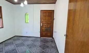 Imagem 7: Ótima casa semimobiliada com 03 dormitórios, suíte, garagem fechada para 2 carros, no ba