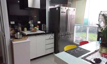 Imagem 3: Apartamento Padrão em Jacareí