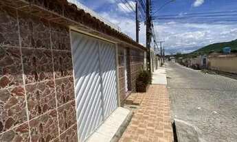 Imagem 2: Casa para venda escriturada possui 200 metros quadrados com 4 quartos em Rendeiras - Carua