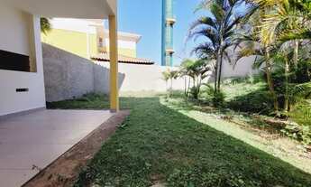 Imagem: Casa à Venda 3 Quartos com 1 Suíte e Churrasqueira